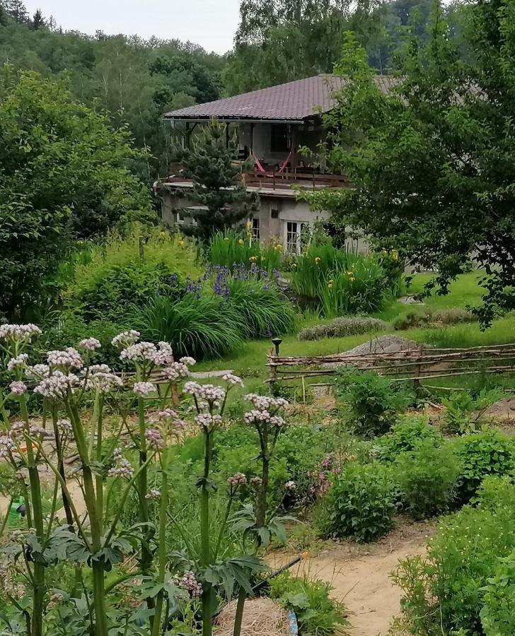 Bydlinska Zahradka Tesikov Lodge